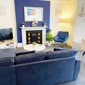 Sail Away. 1-bed Close To The Bournemouth